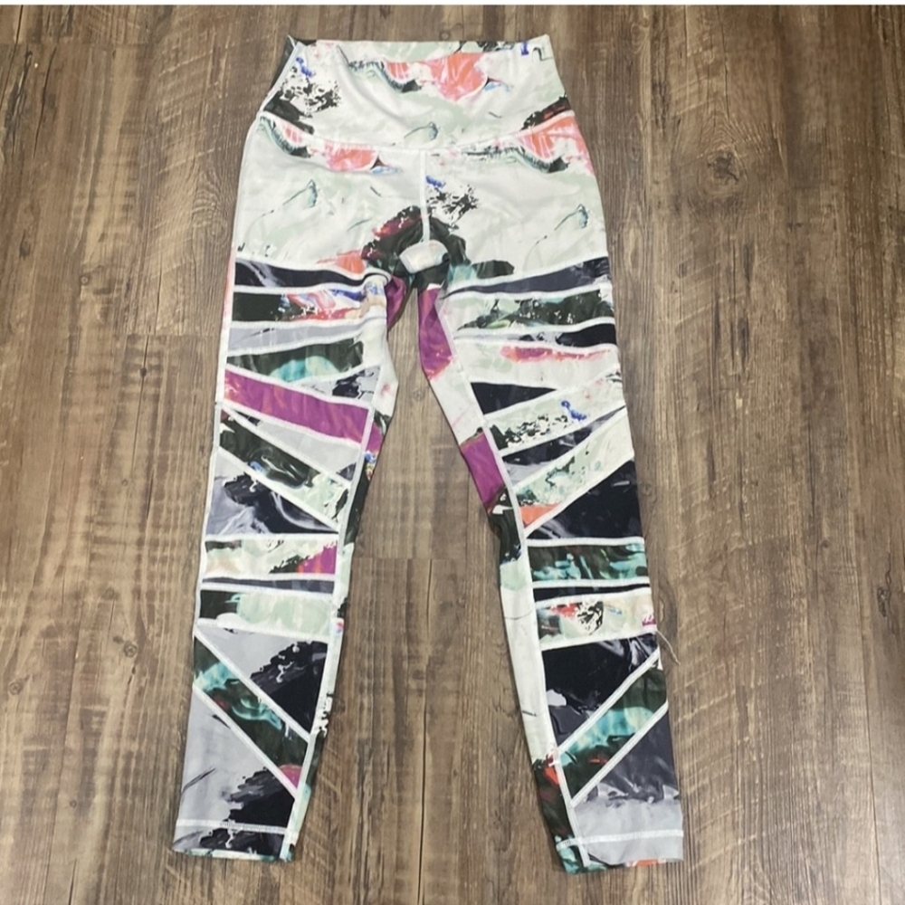 lululemon athletica Size 8 Abstract Multicolor Leggings